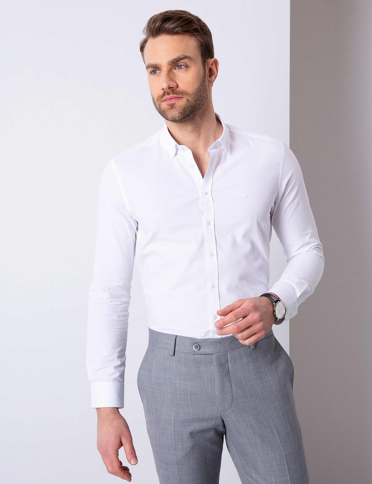 Beyaz Slim Fit Gömlek
