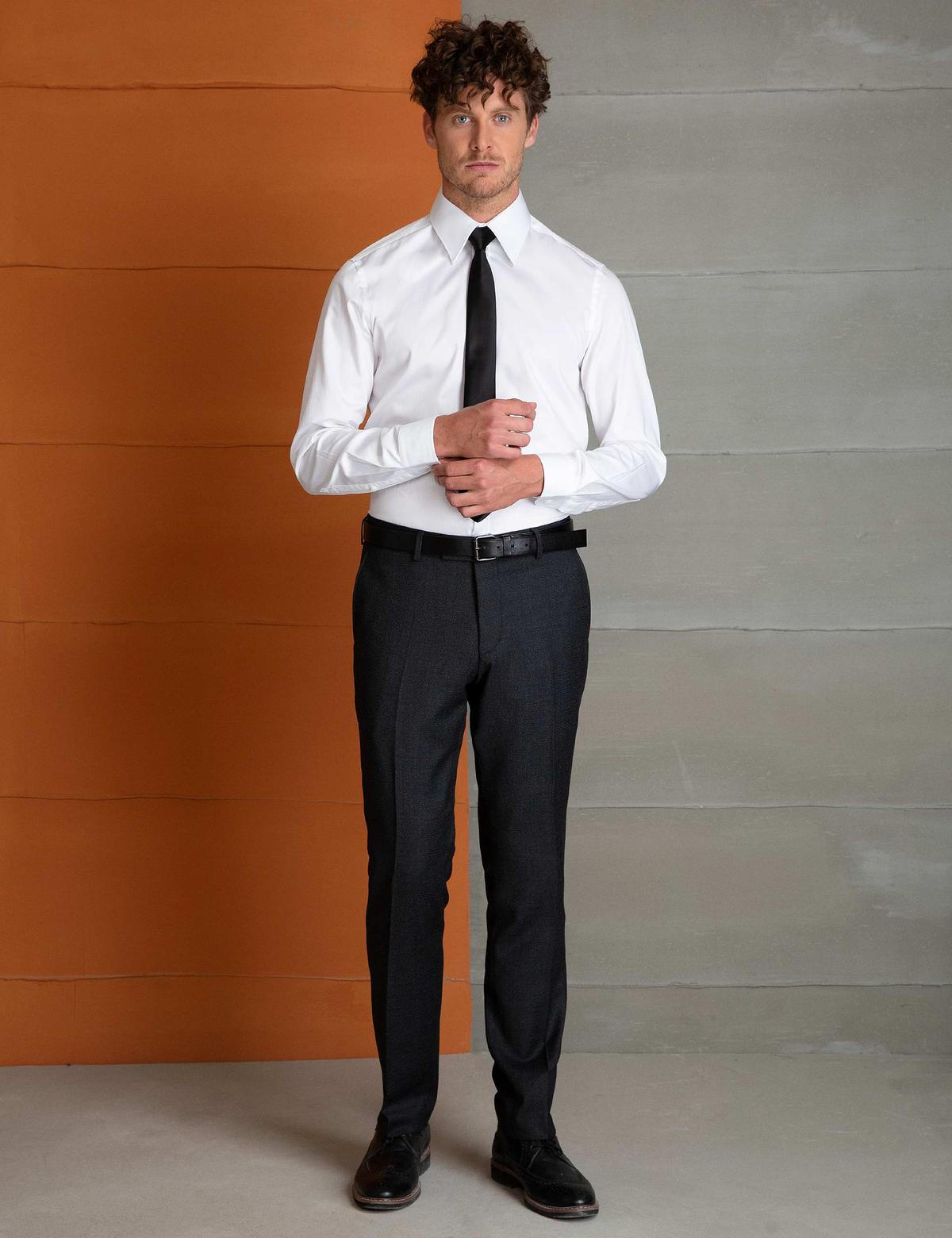 Beyaz Slim Fit Gömlek