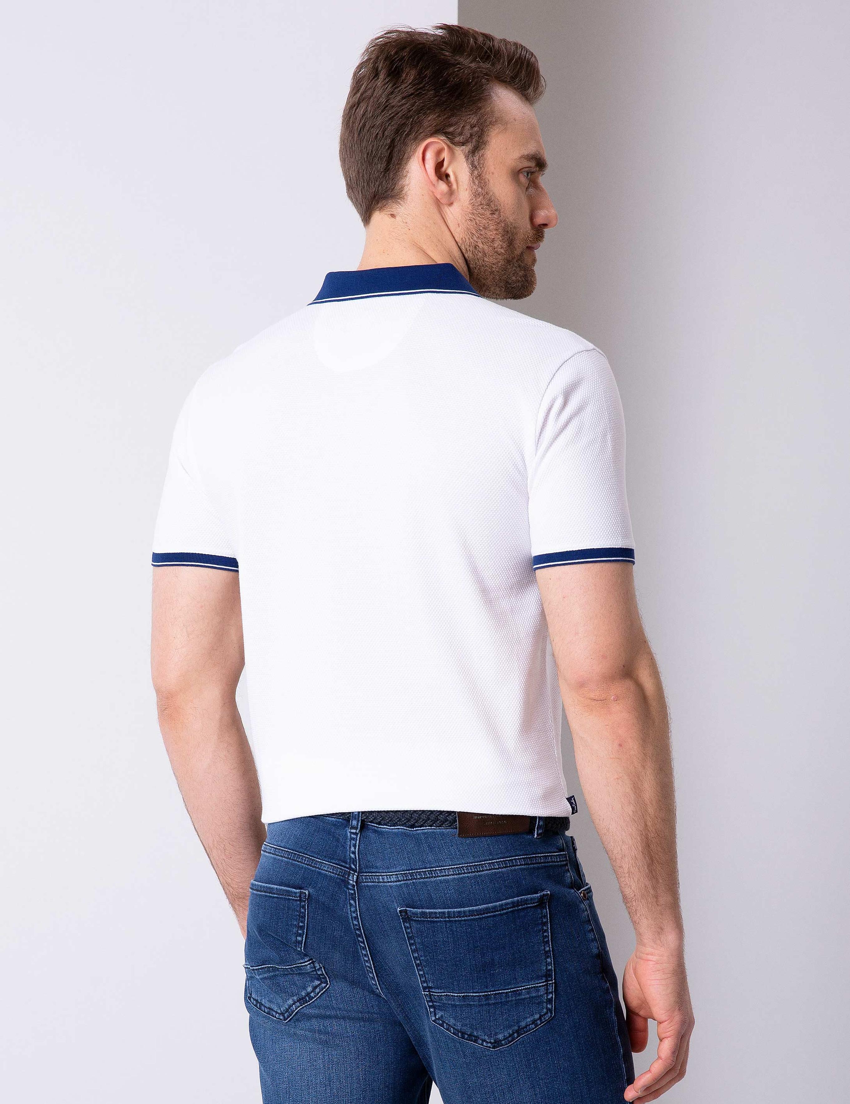 Beyaz Slim Fit T-Shirt
