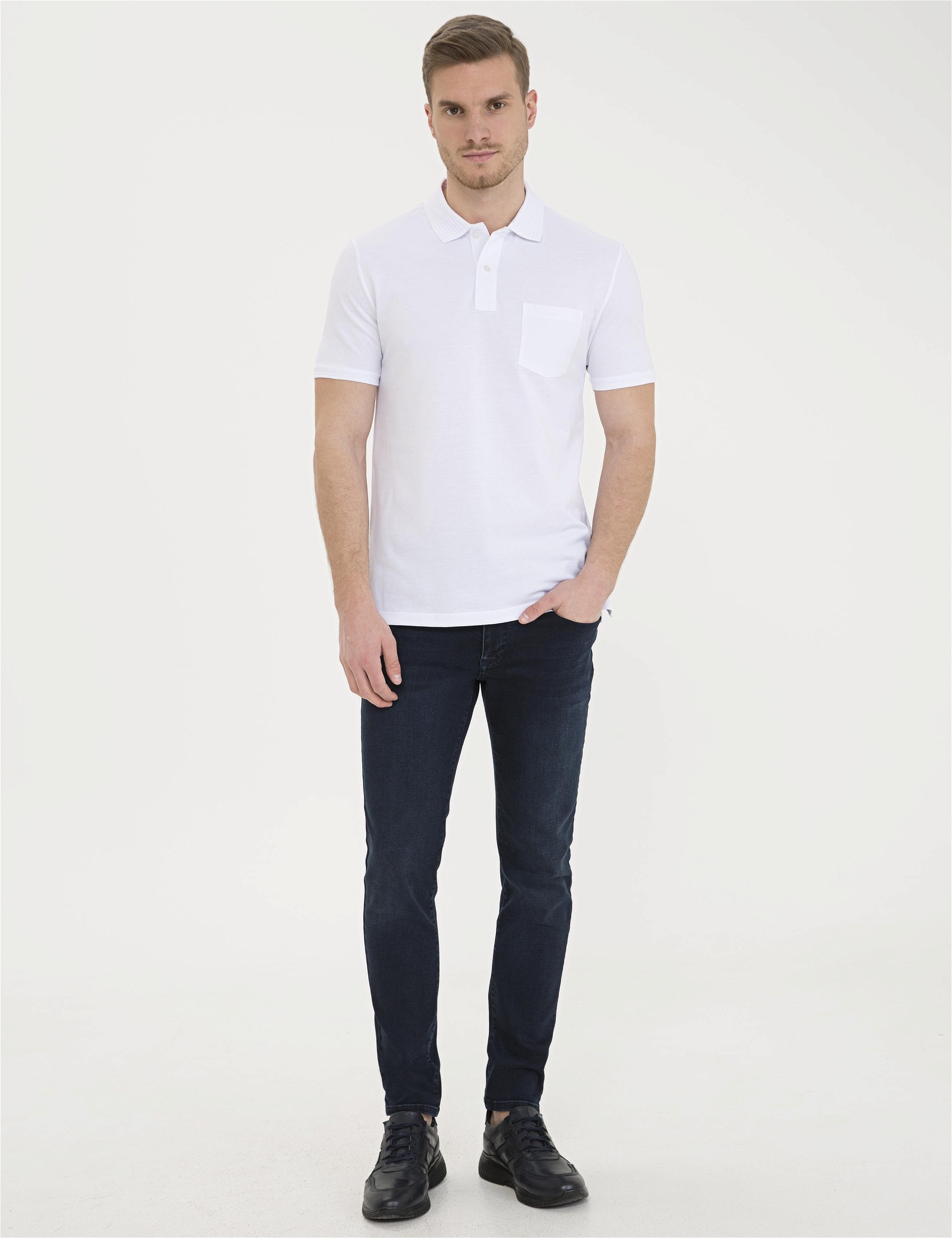 Beyaz Regular Fit Basic Tişört