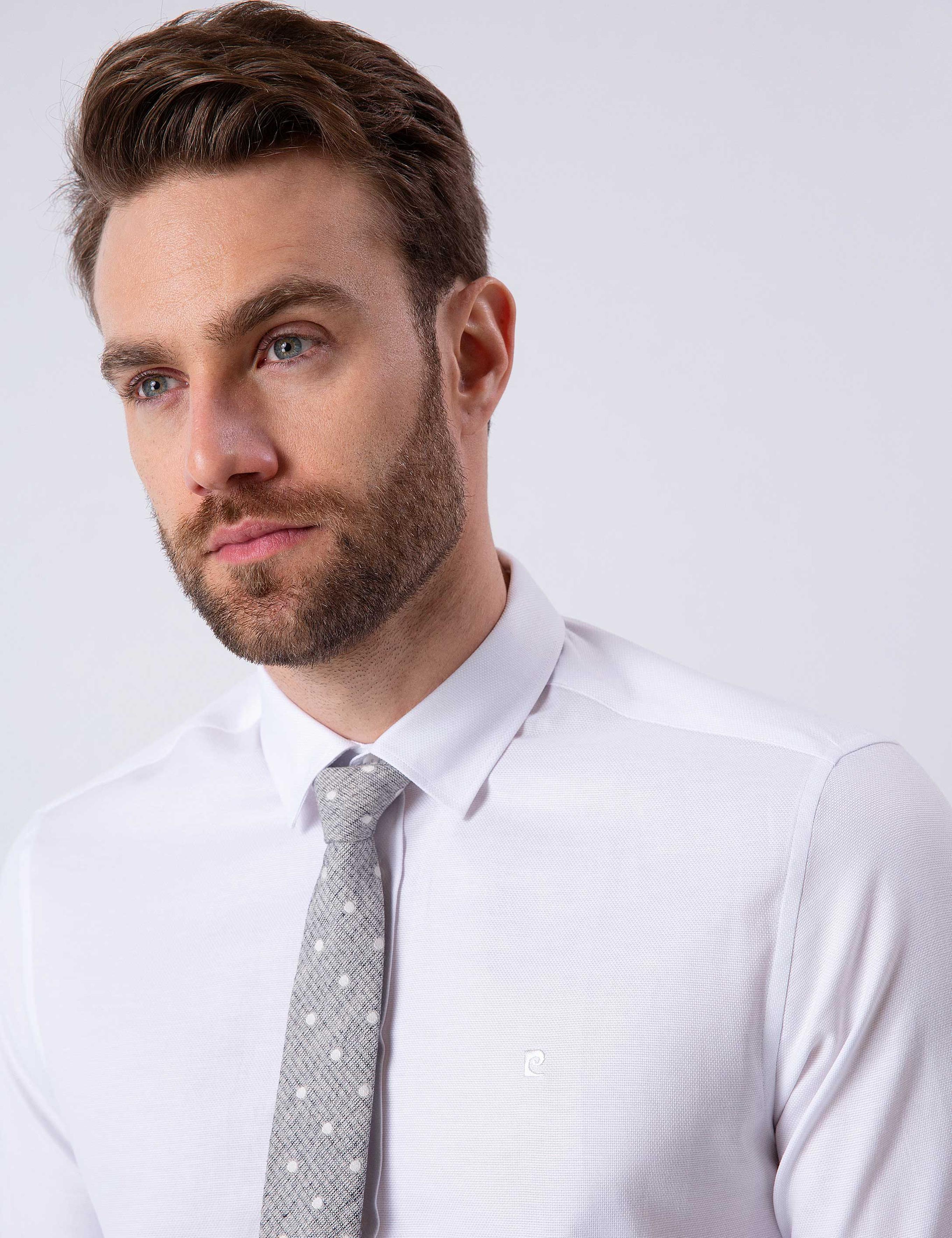 Beyaz Slim Fit Uzun Kollu Gömlek