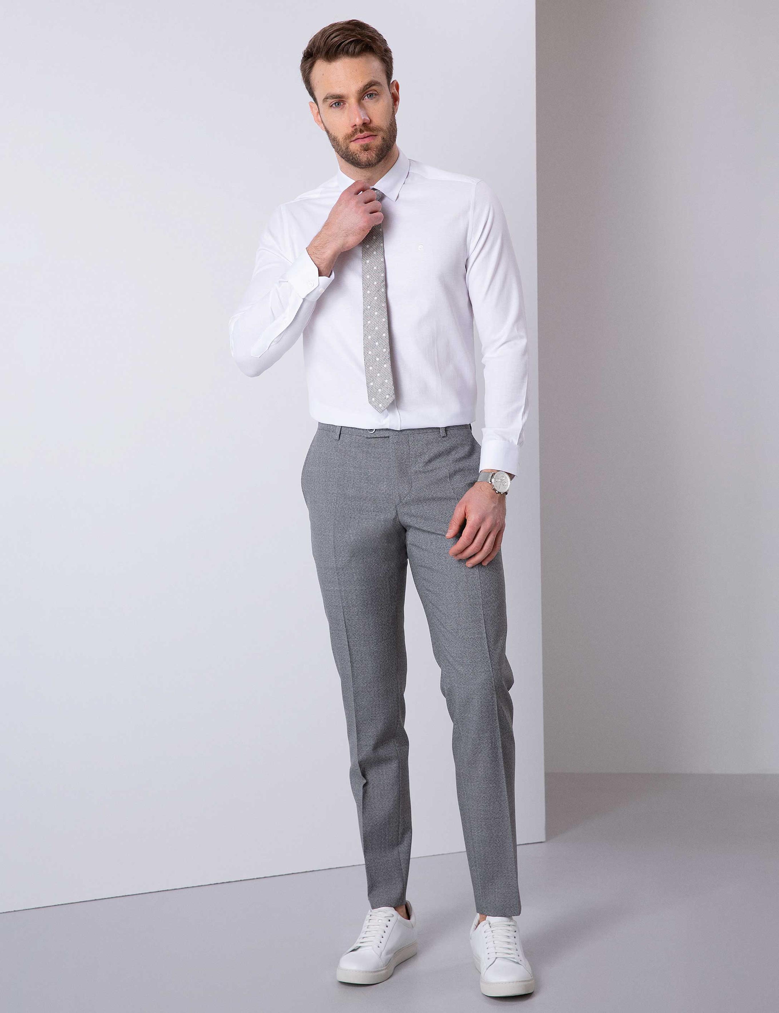 Beyaz Slim Fit Uzun Kollu Gömlek