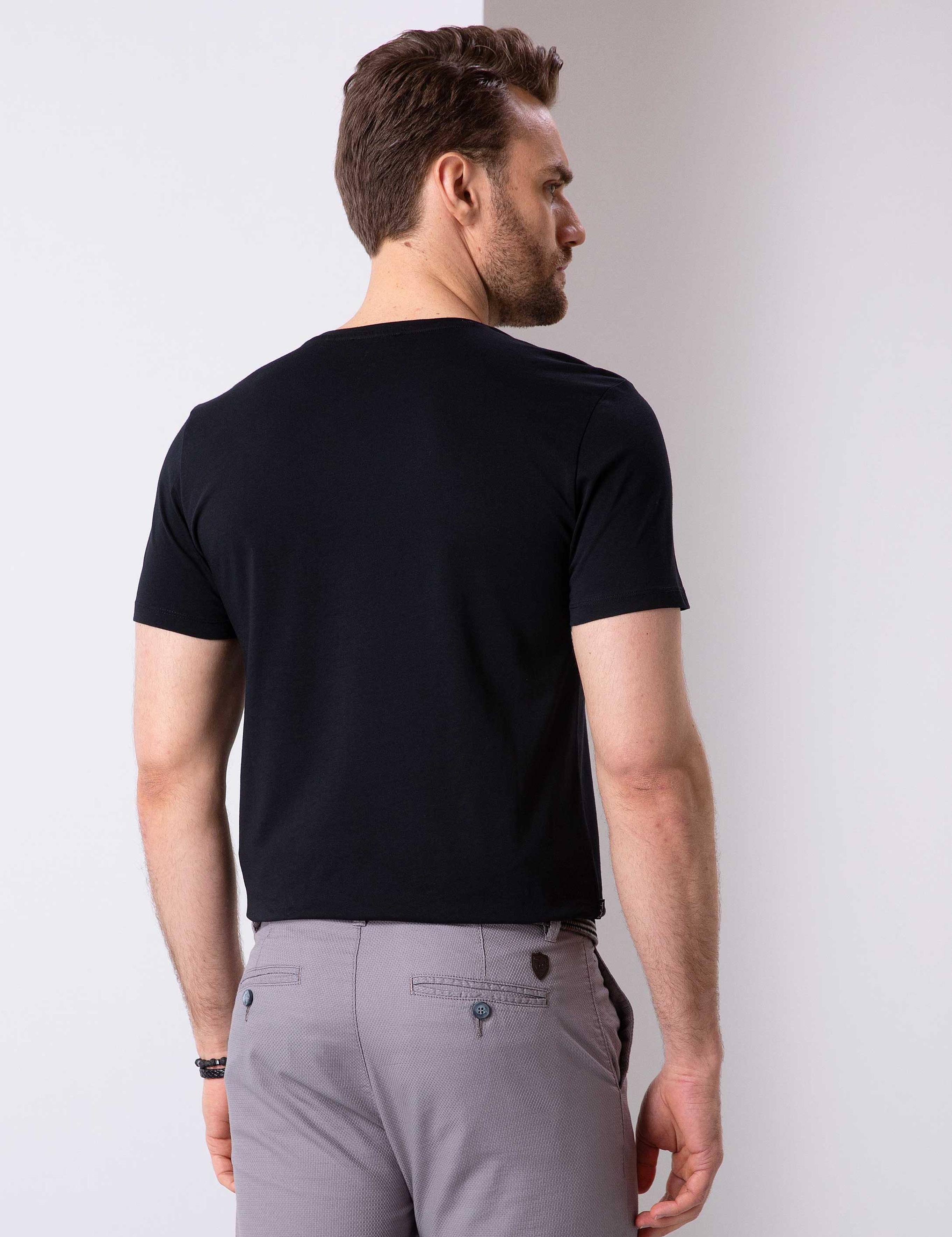 Siyah Slim Fit T-Shirt