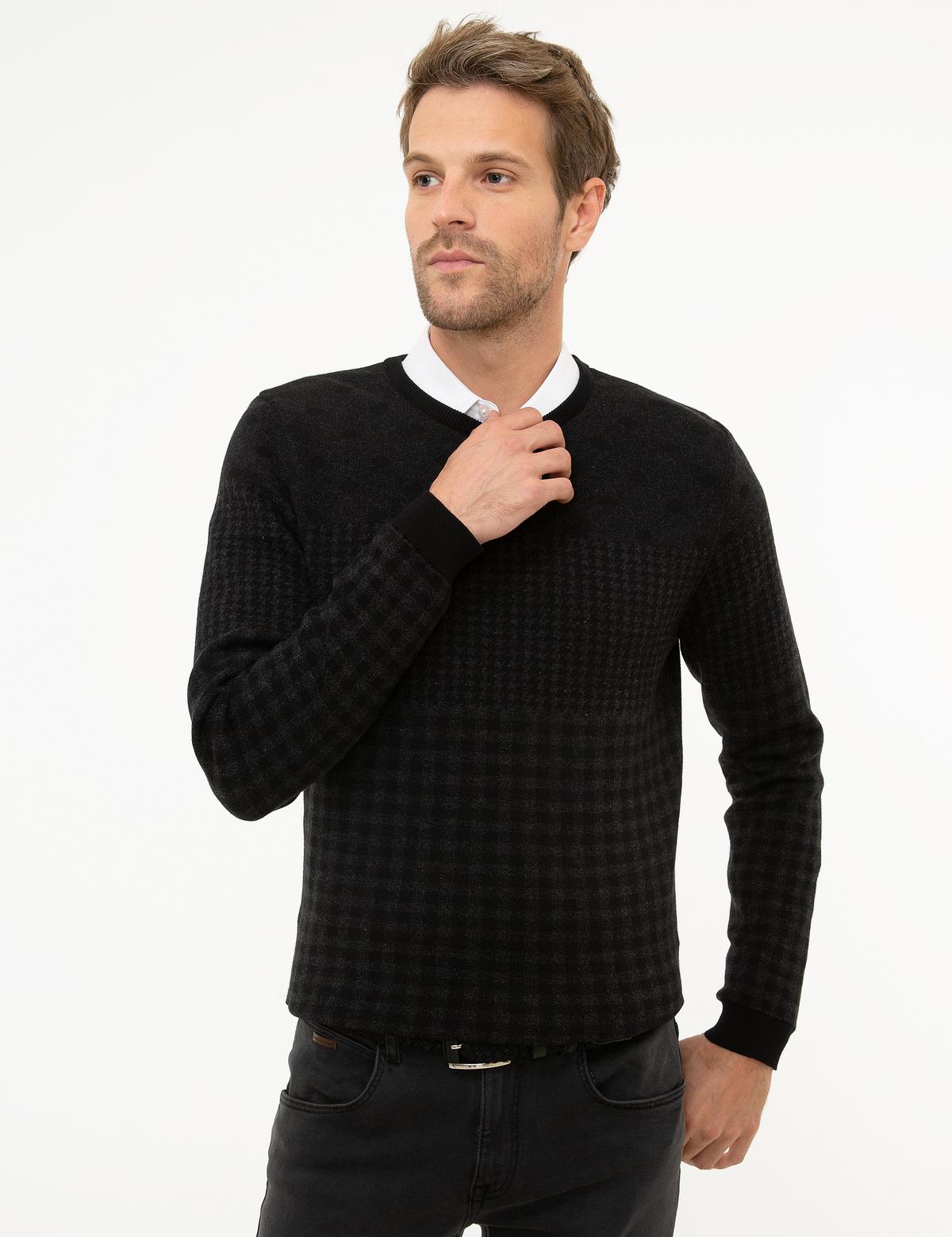 Siyah Slim Fit Kazak