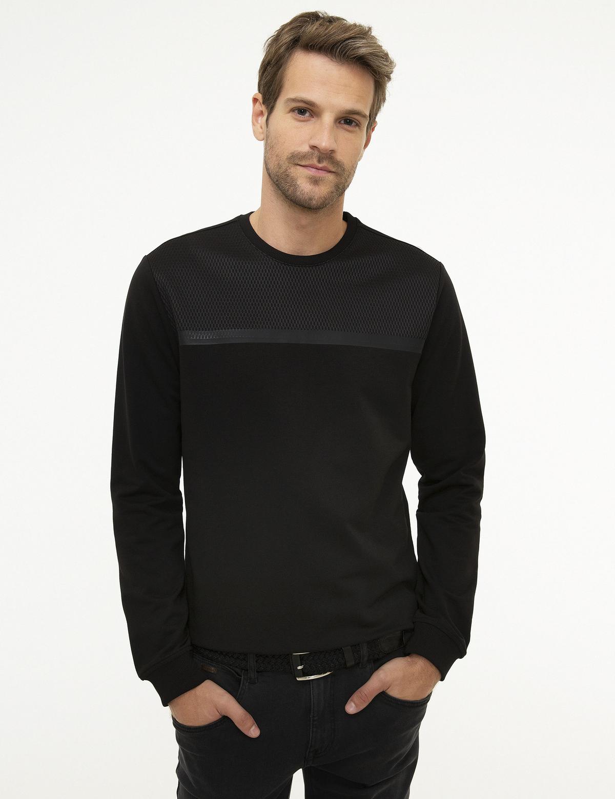 Siyah Standart Fit Bisiklet Yaka Sweatshirt