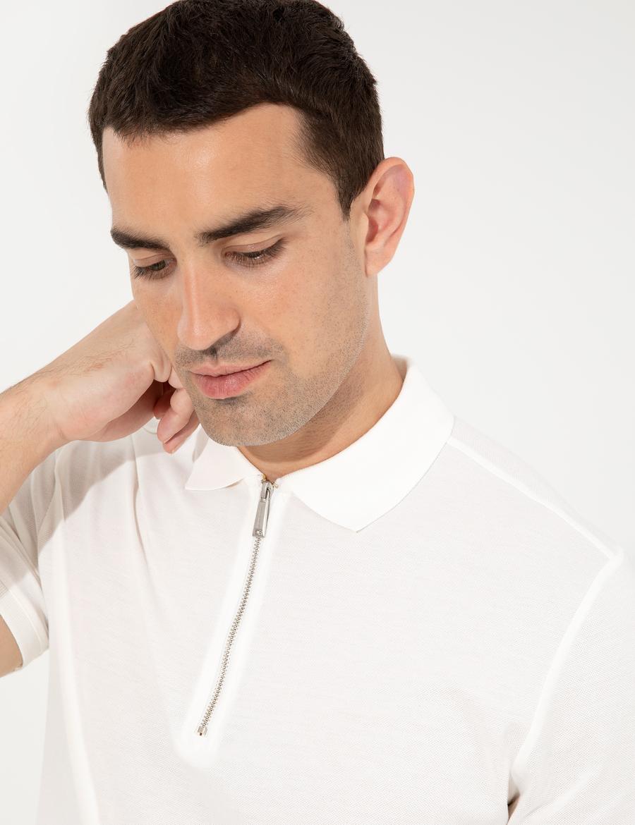 Ekru Slim Fit Fermuar Detaylı Polo Yaka Tişört