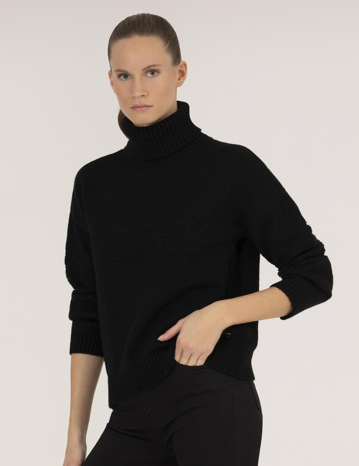 Siyah Comfort Fit Balıkçı Yaka Kazak