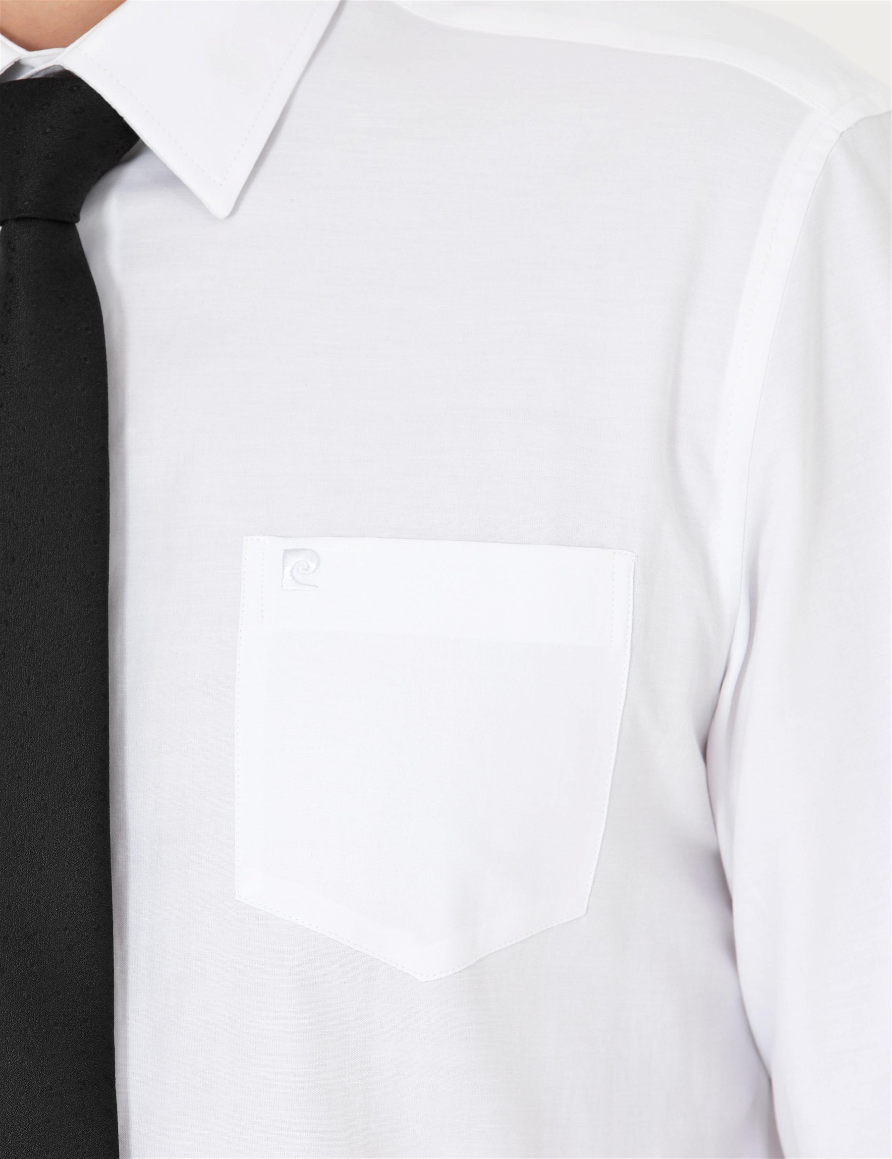 Beyaz Regular Fit Uzun Kollu Basic Gömlek