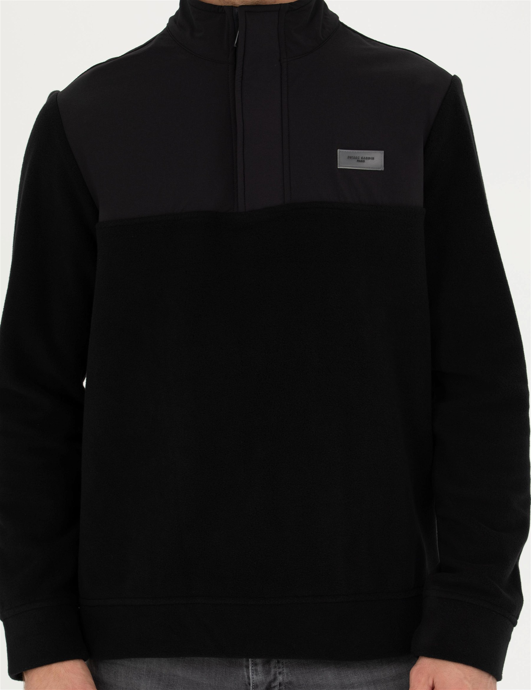 Siyah Regular Fit Sweatshirt