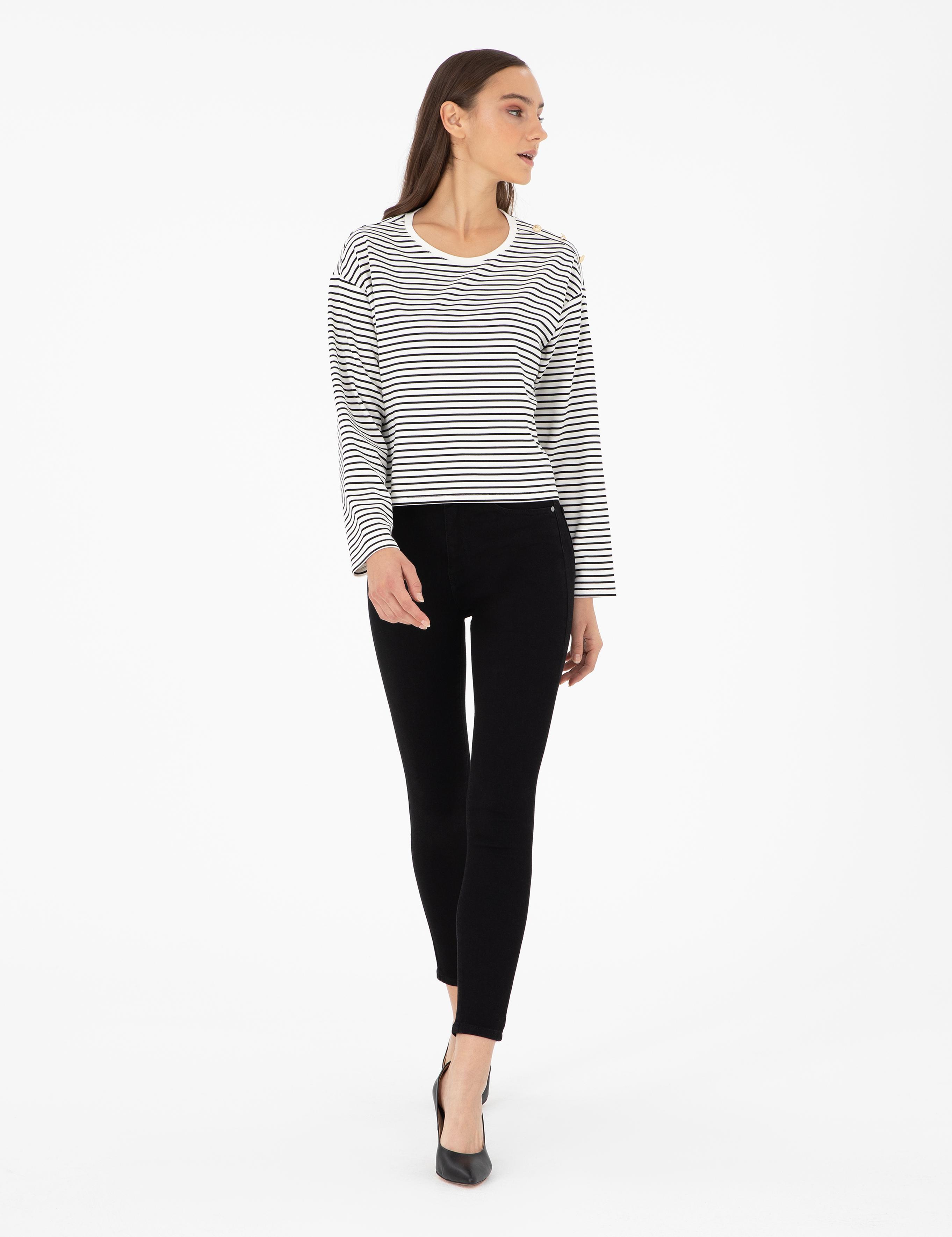 Ekru Regular Fit Sweatshirt