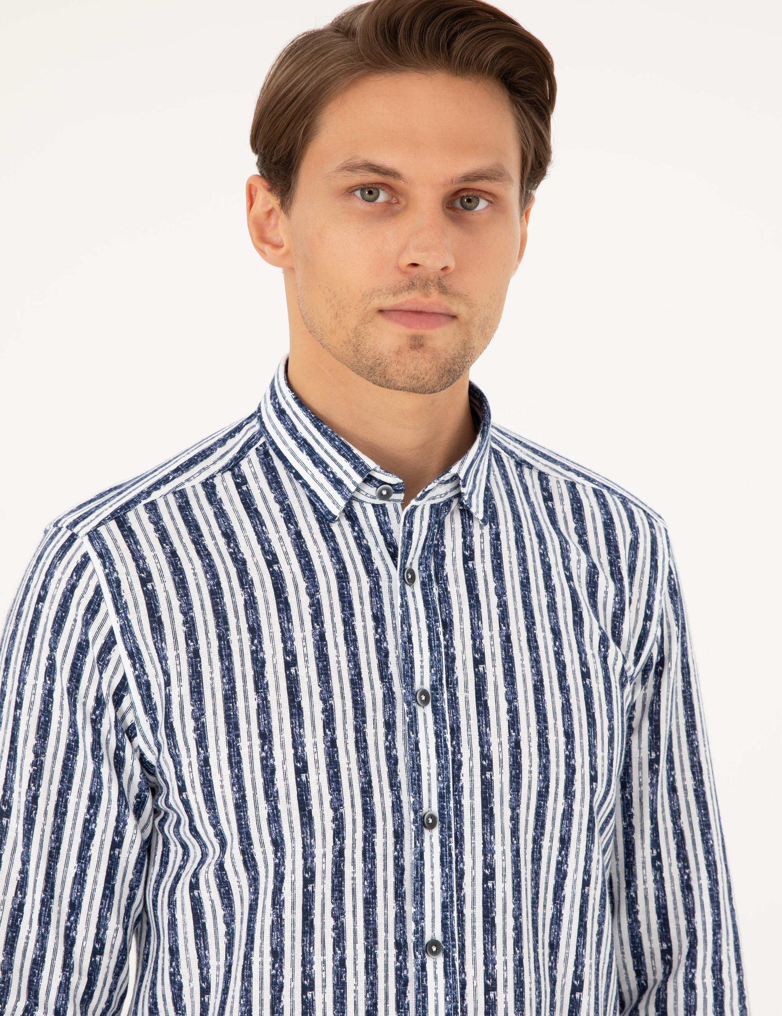 Lacivert Slim Fit Uzun Kollu Gömlek