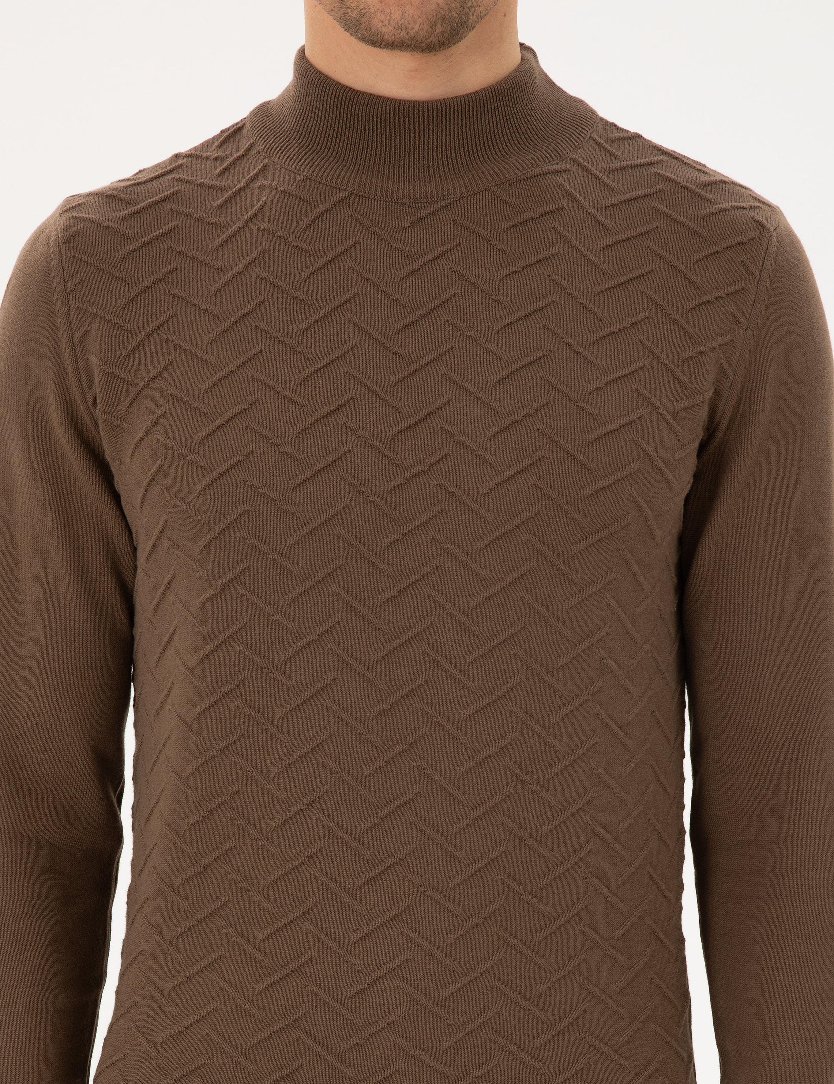 Coconut Slim Fit Yarım Balıkçı Yaka Triko Kazak