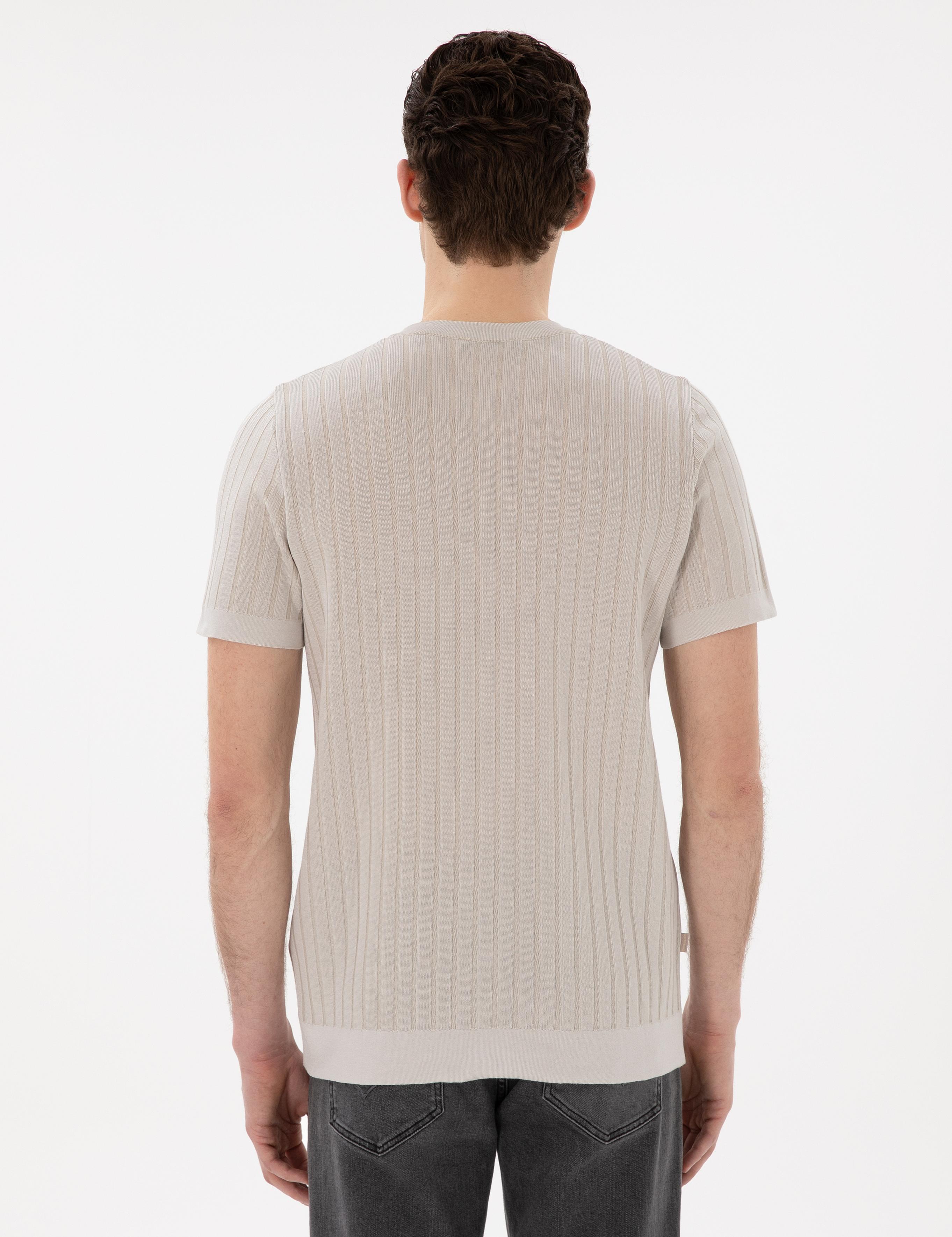 Bej Slim Fit Bisiklet Yaka Triko Tişört