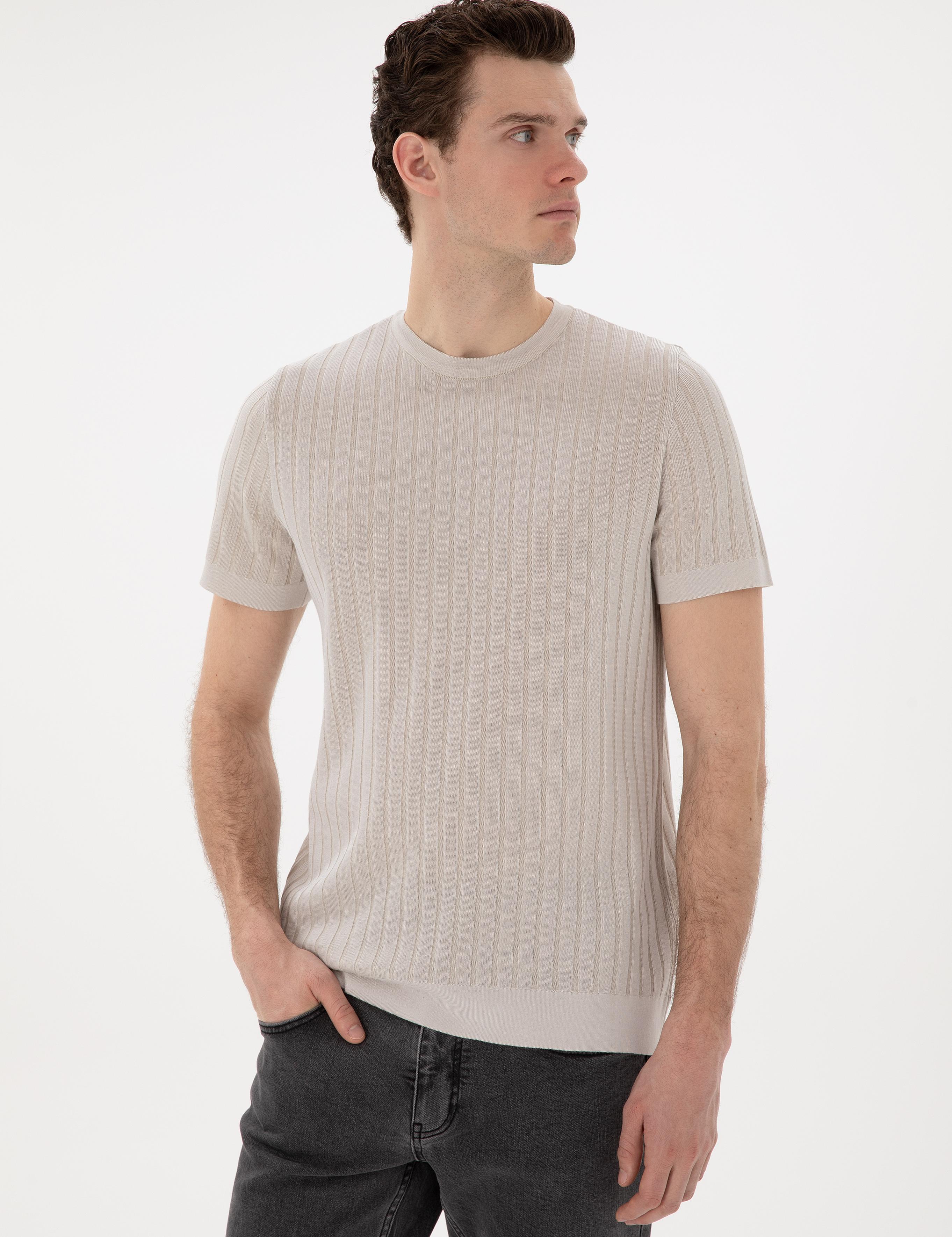 Bej Slim Fit Bisiklet Yaka Triko Tişört