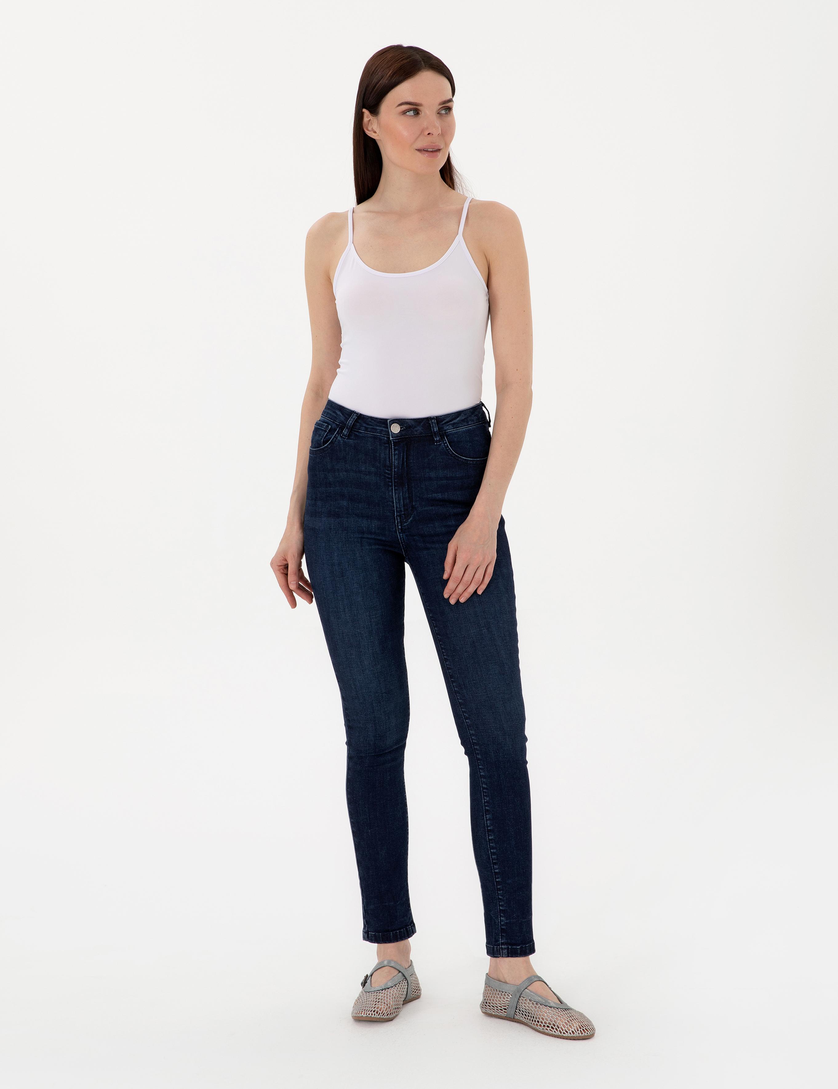Beyaz Ex. Slim Fit Örme Bluz