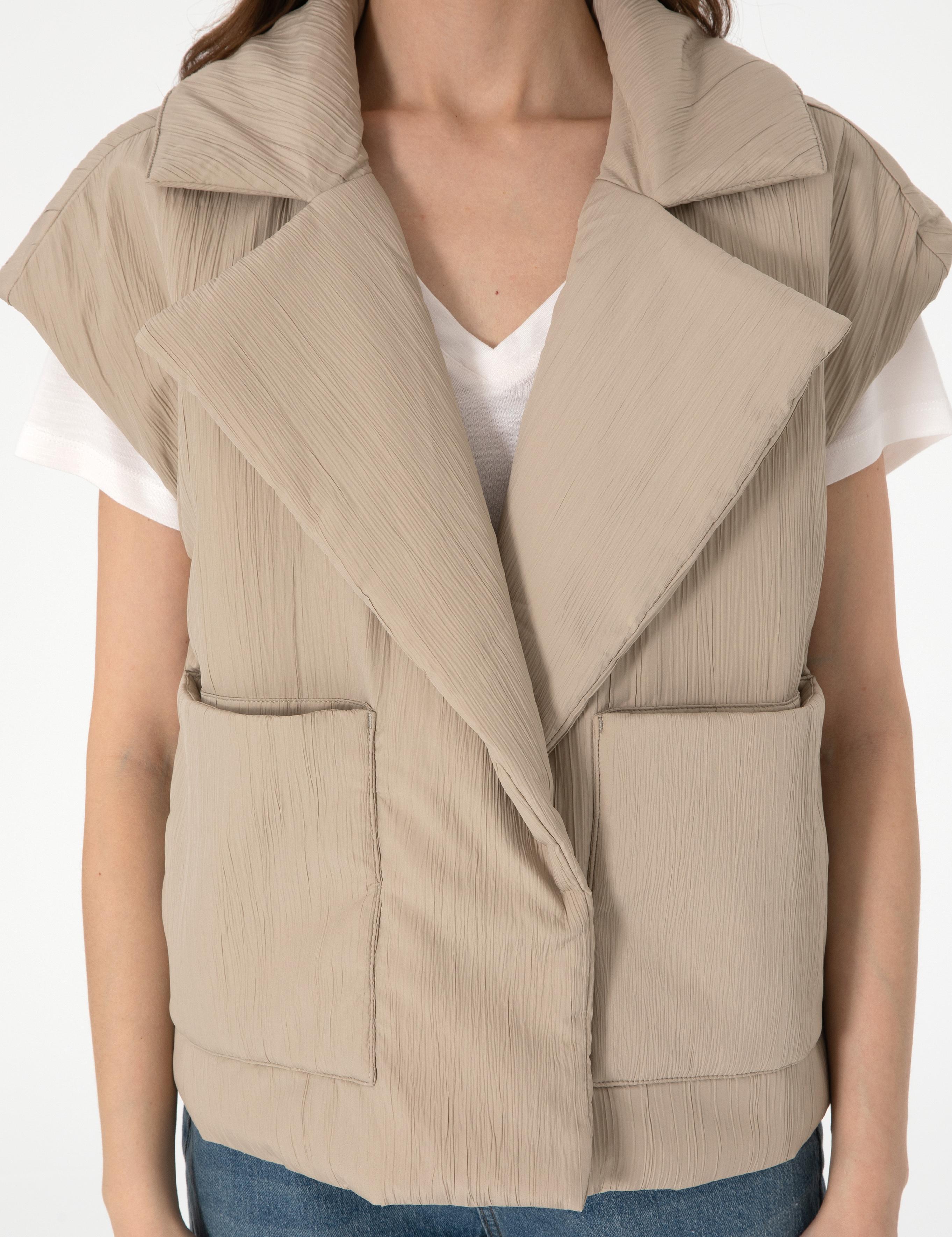 Kum Crop Top Yelek