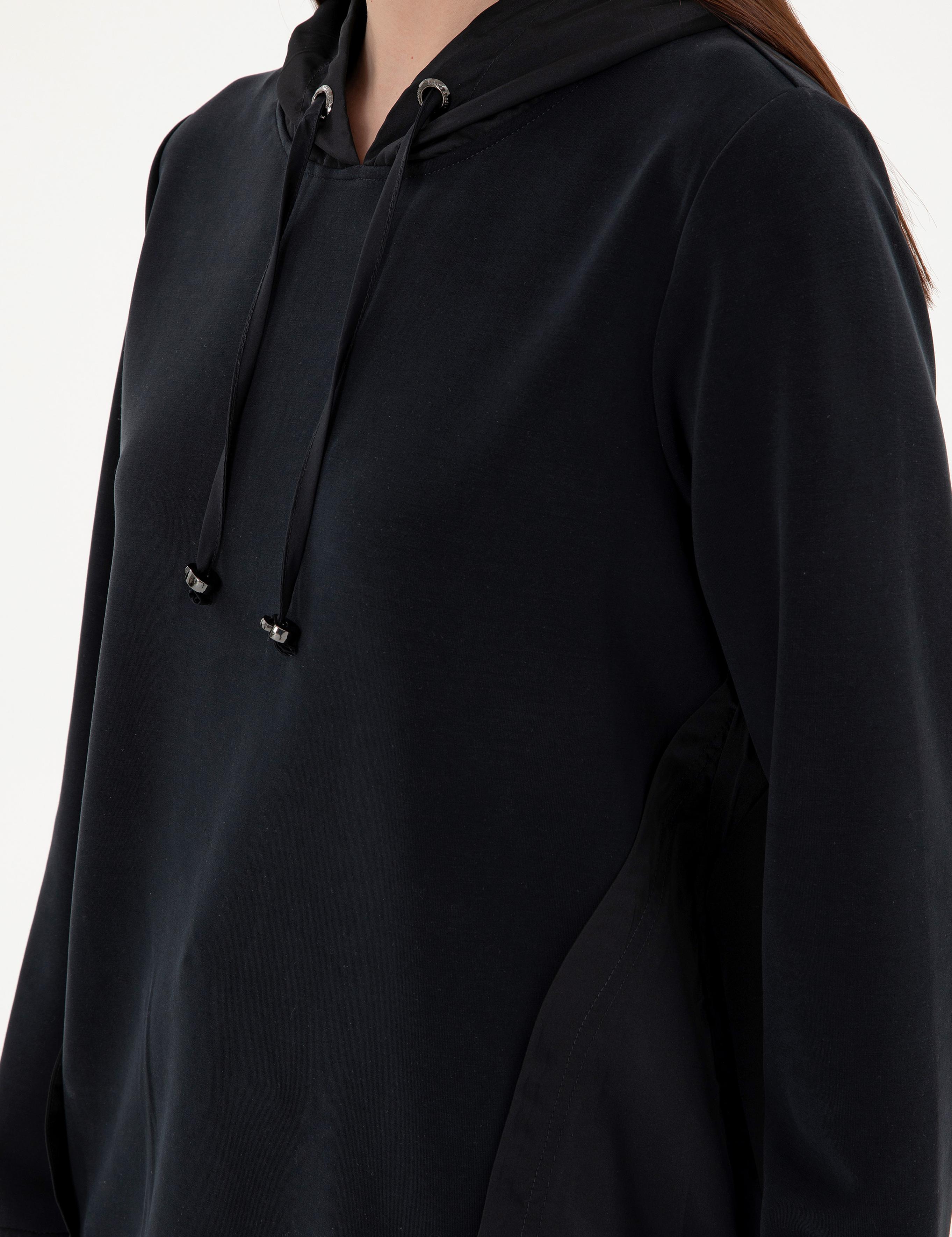 Siyah Comfort Fit Sweatshirt