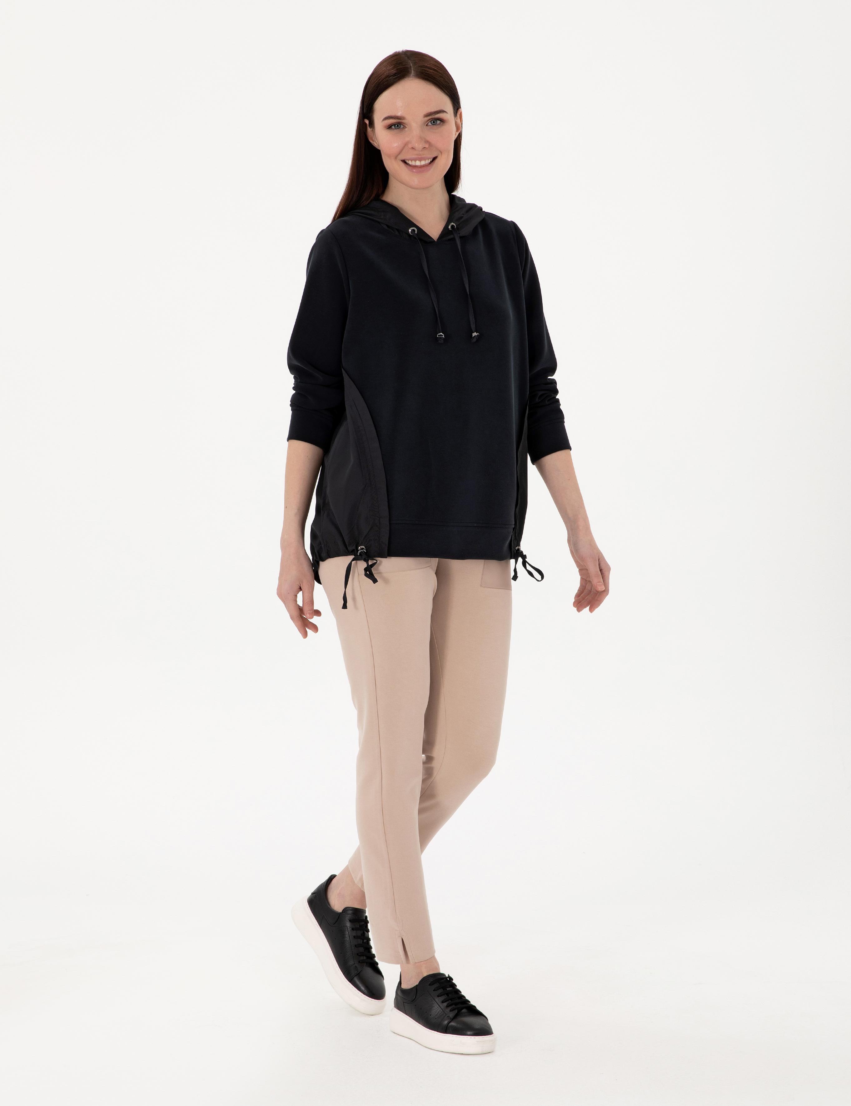 Siyah Comfort Fit Sweatshirt