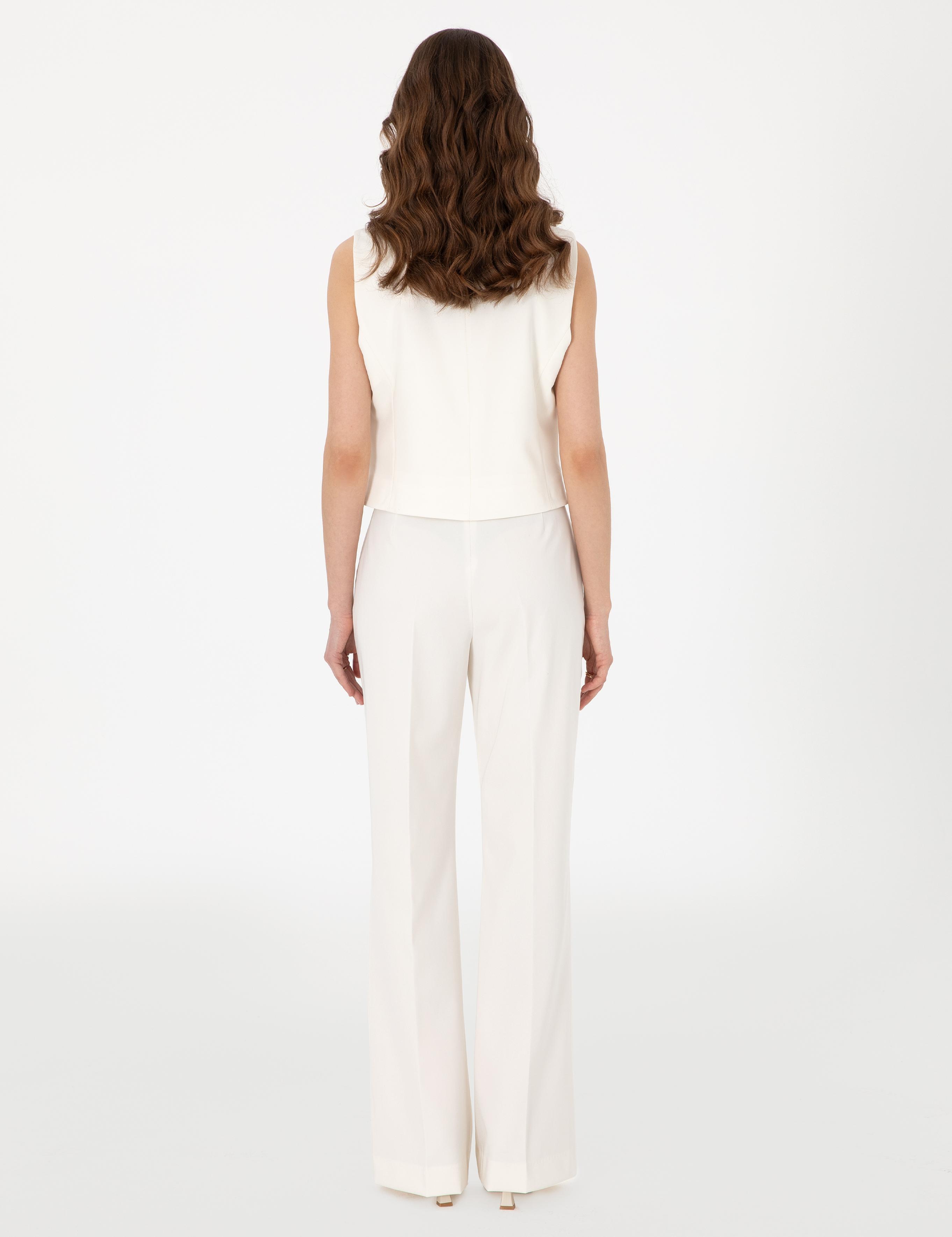 Beyaz Flare Fit Kumaş Pantolon