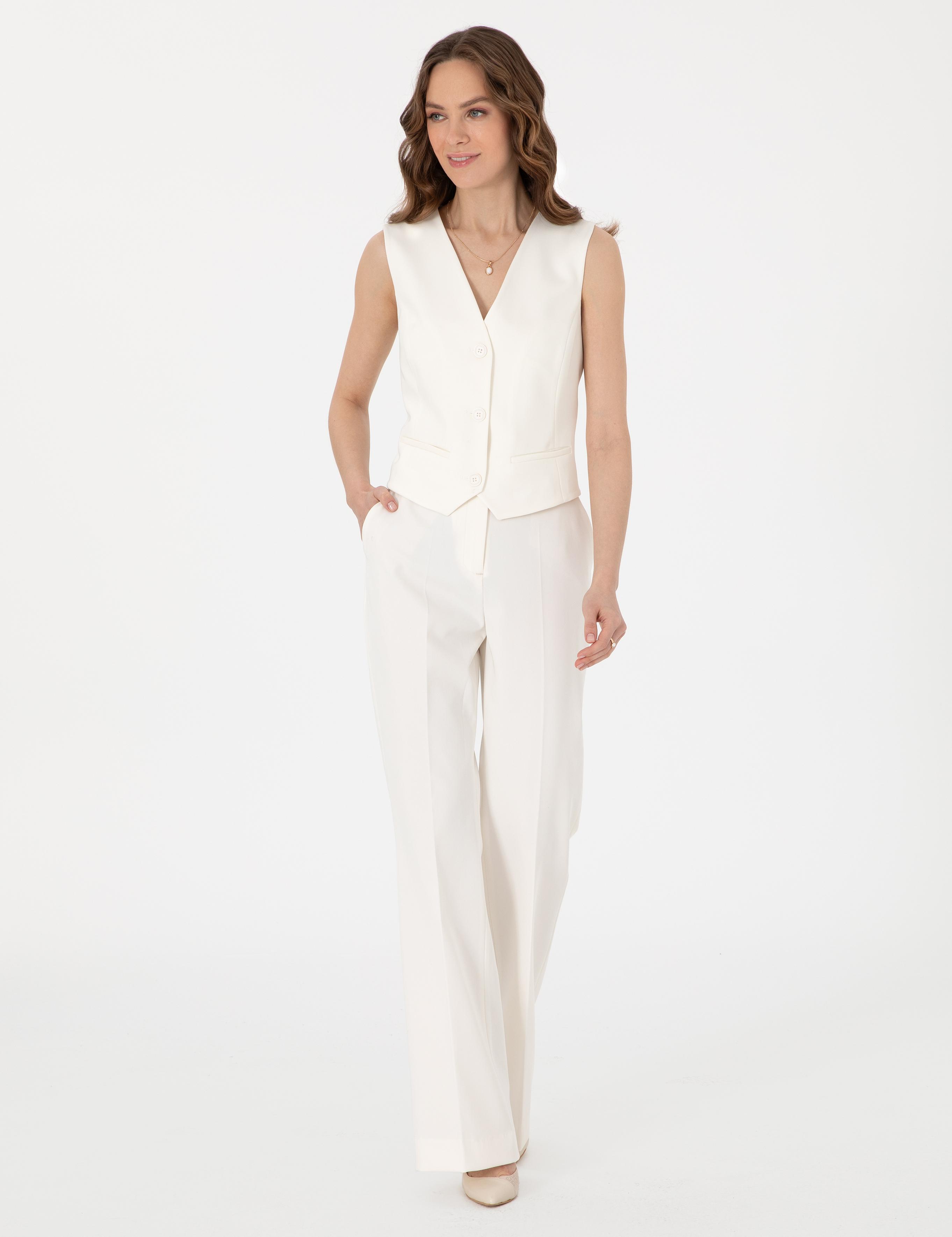 Beyaz Flare Fit Kumaş Pantolon