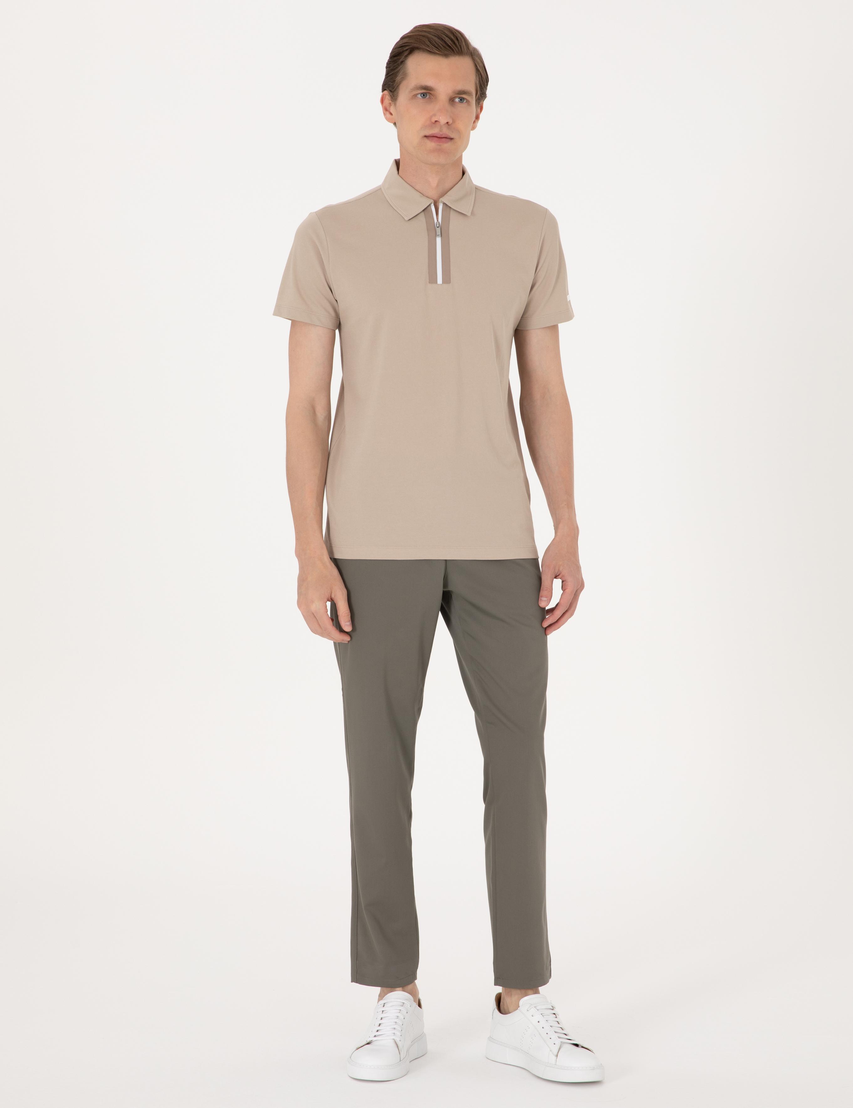 GRI Slim Fit Tişört