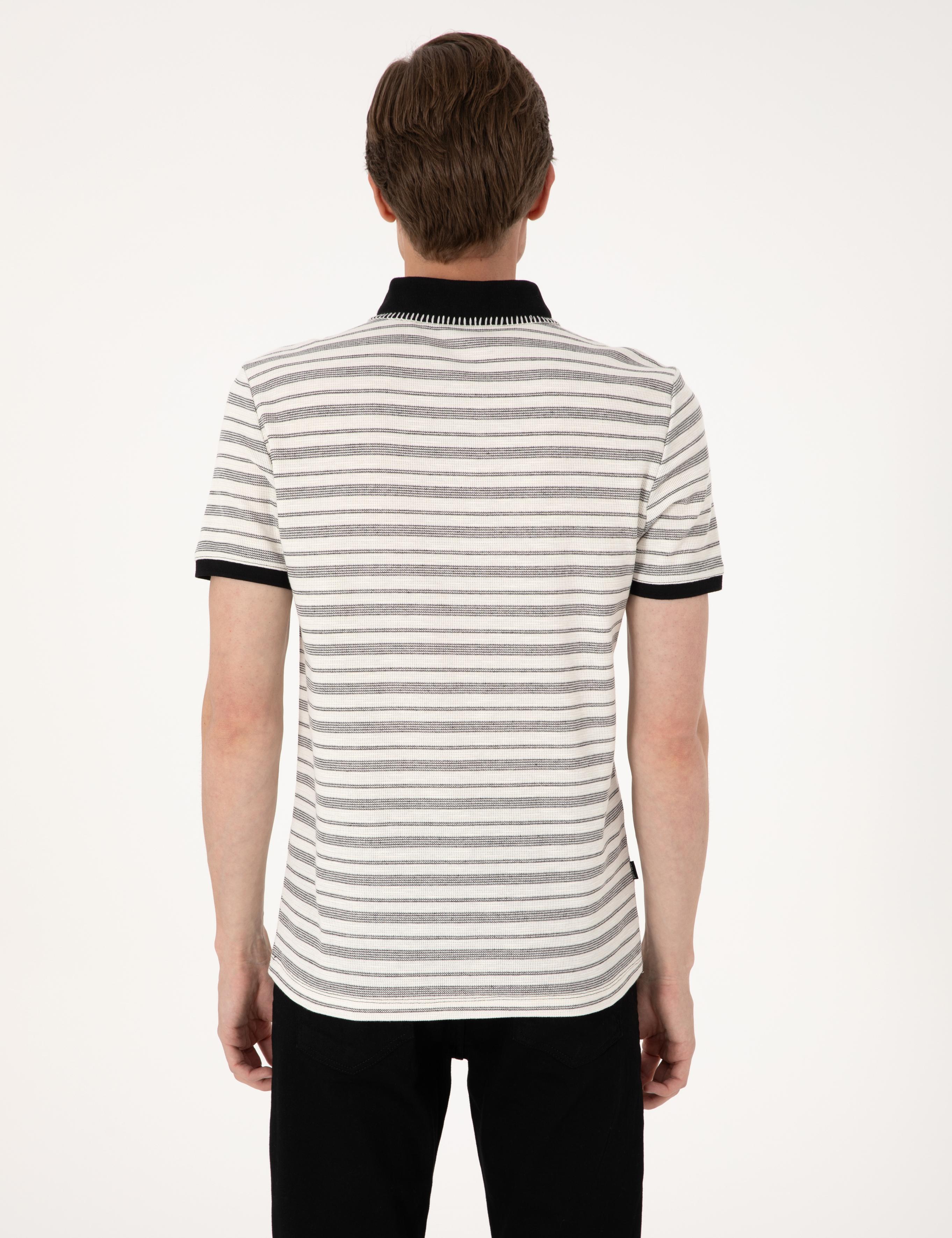 Bej Slim Fit Tişört