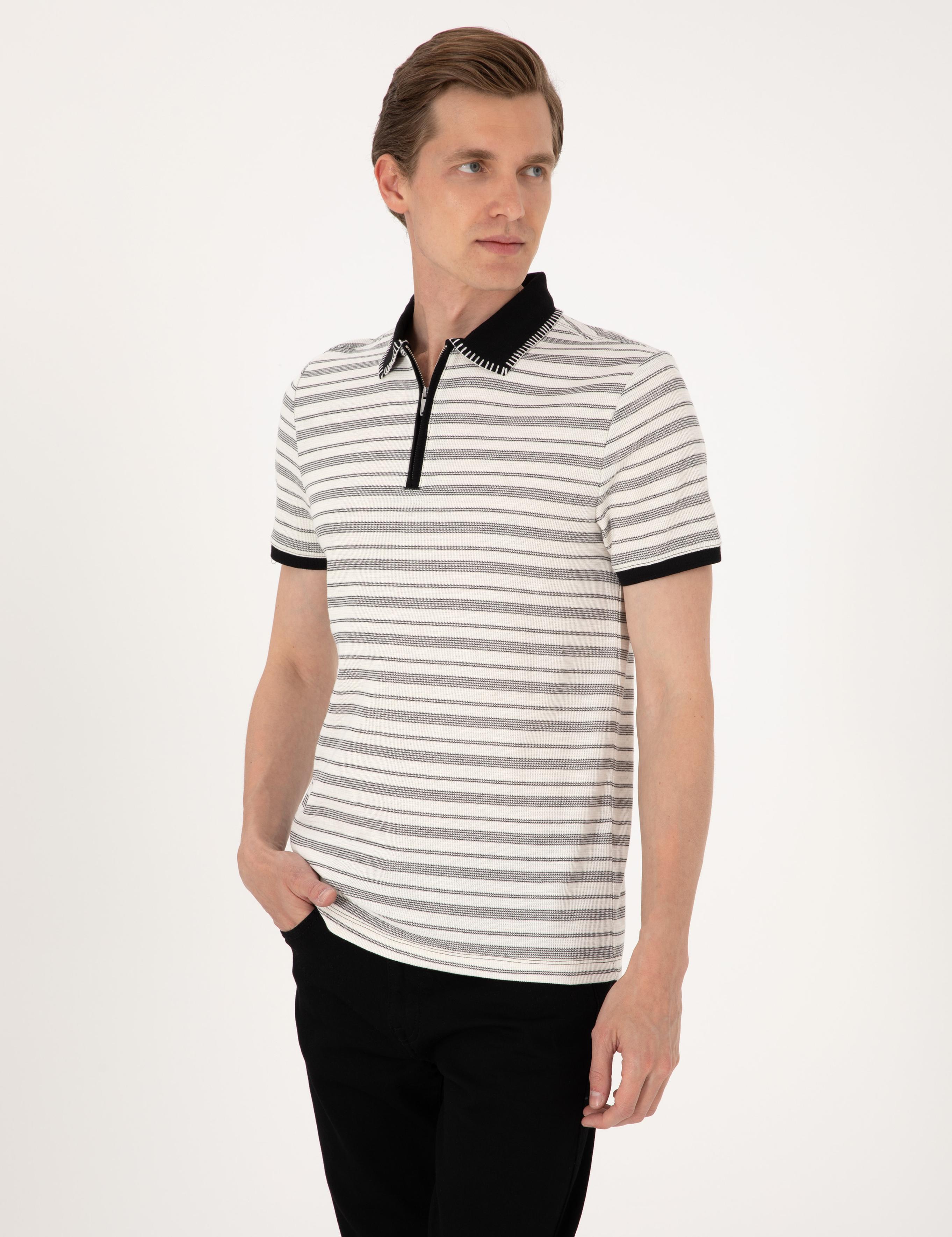 Bej Slim Fit Tişört
